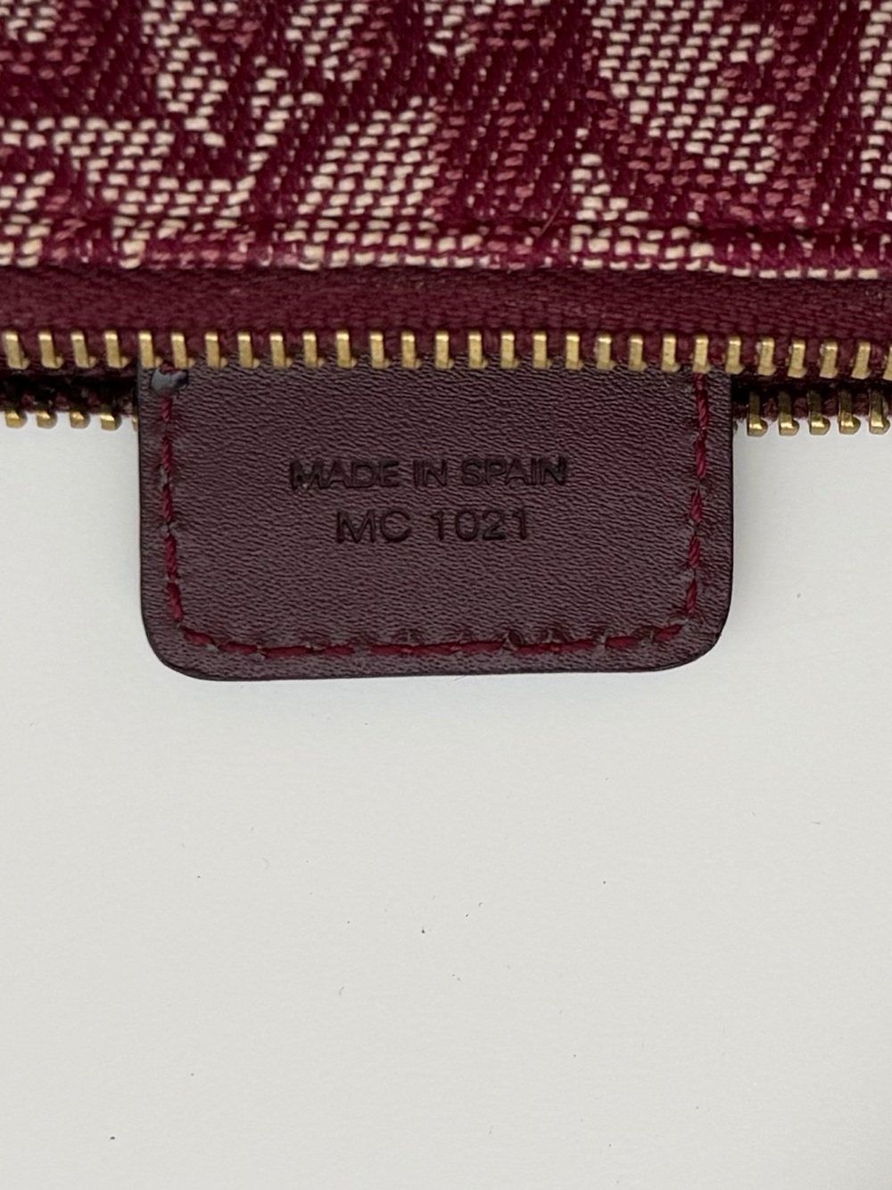 Dior Burgundy Diorissimo Trotter Mini Saddle Shoulder Bag - Picture 7 of 7